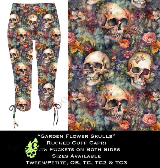 Garden Flower Skulls Ruched Cuff Capris with Side Pockets LEGGINGS & CAPRIS