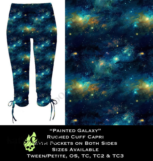 Painted Galaxy Ruched Cuff Capris with Side Pockets