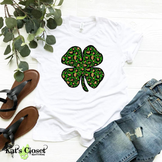 Leopard Four Leaf Clover Graphic T-Shirt MWTTee